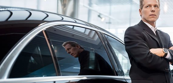 firstlimo's tweet image. We are a professional business limousine service with a strong focus on service and quality.