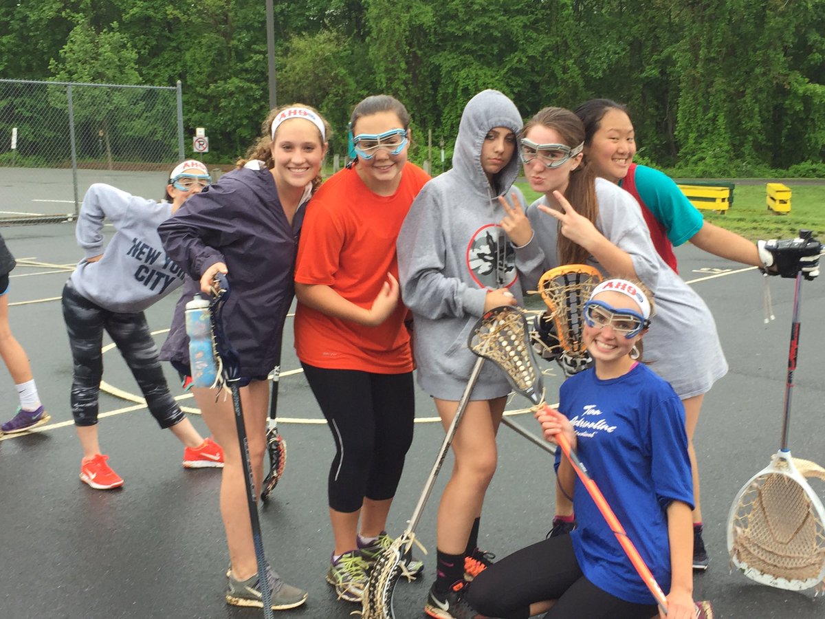 MsKarnaze's tweet photo. Rainy day lax practice is just a bit unproductive https://t.co/EhSbWODZyX