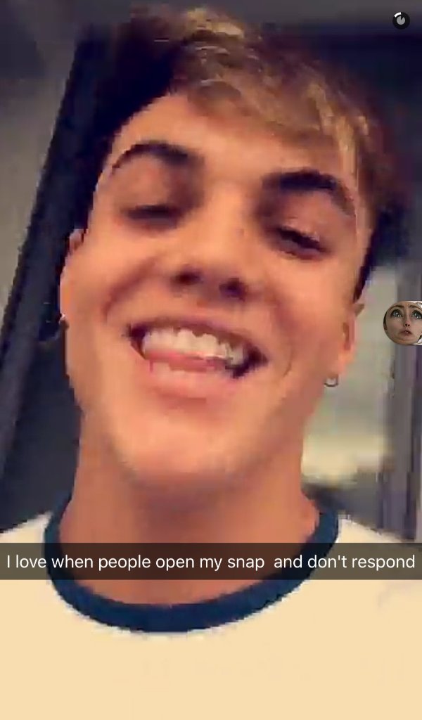 VikDemonstrator's tweet image. You don&apos;t even open mine!! @GraysonDolan 
Add me: vikulika