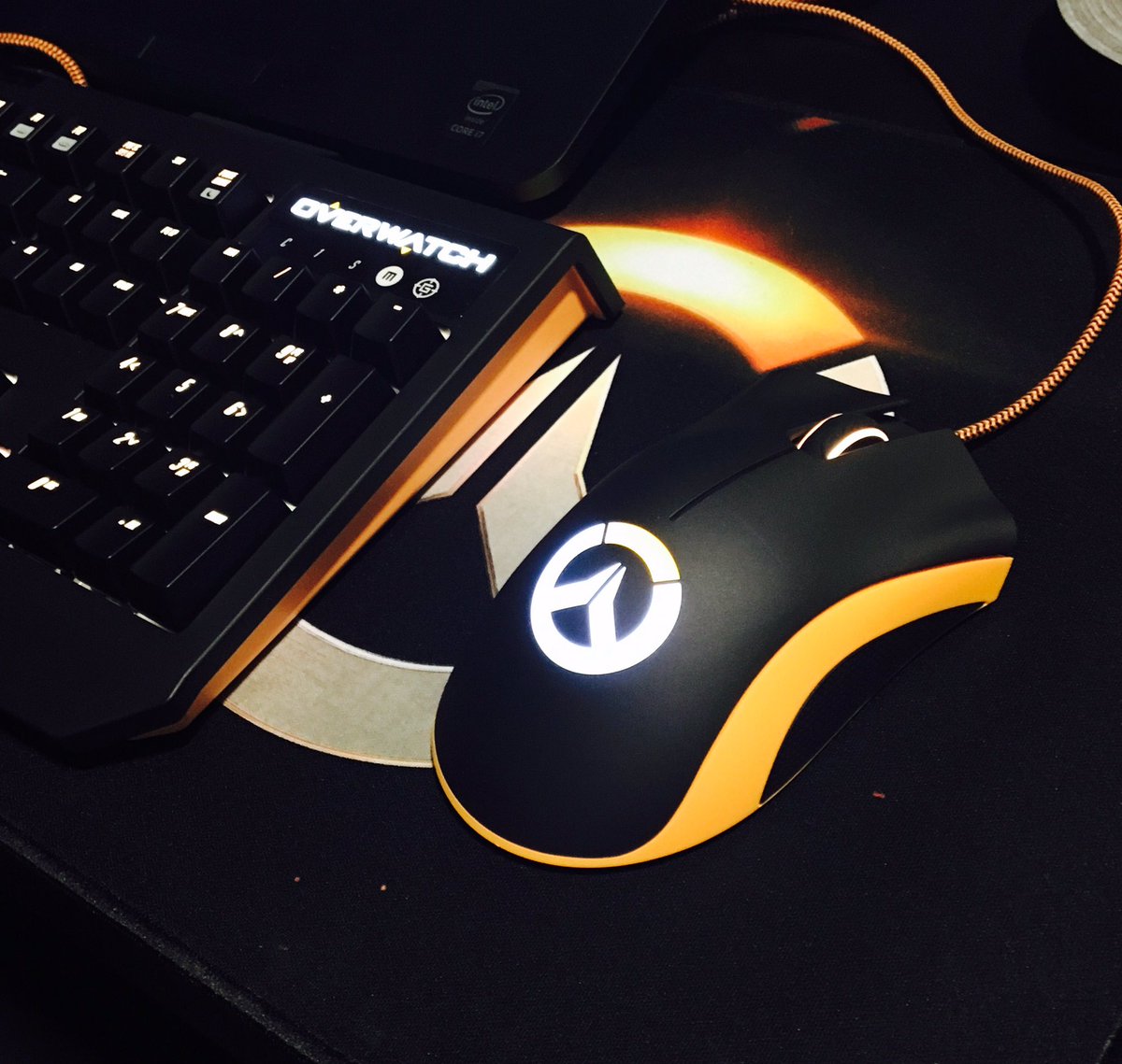 GriffinWB's tweet photo. Time for the @Razer #Overwatch tournament at #DHATX16. This gear tho... 🔥🔥🔥 https://t.co/Ky3ixeyQqV