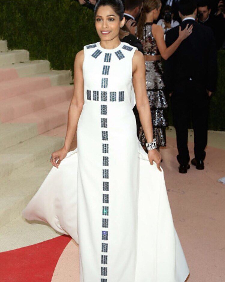 the red carpet with @toryburch and @AudemarsPiguet 's stunning diamond punk!! @voguemagazine #MetGala #apwoman