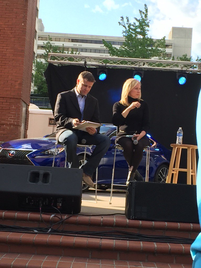 CTE4KCS's tweet image. #CTEgoesLive #MarkPacker #WVLT gearing up for #CTEgoesLive