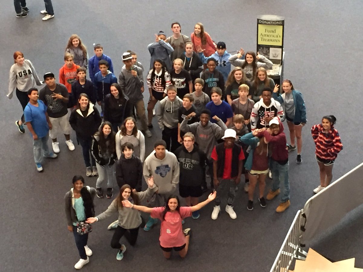 Cjmc1970M's tweet photo. Bus 4 waiting to leave for dinner! @HMSMustangPride https://t.co/uzNpZhWH9p