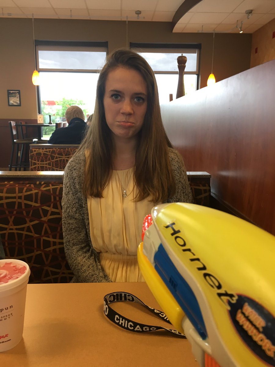 sarinabenoit's tweet photo. took the bff out to eat but really I just took her out 😤😈❤️😤😤💖 @wwsassassin16 https://t.co/EdkiiKVvdJ