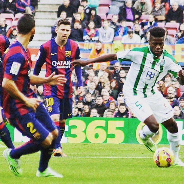 canblanquiverde's tweet photo. ... noches cordobesistas. El domingo hay que dar todo para dedicarle la victoria. #Aplausoenelminuto5 #EkengDep https://t.co/ulDk5izsgT