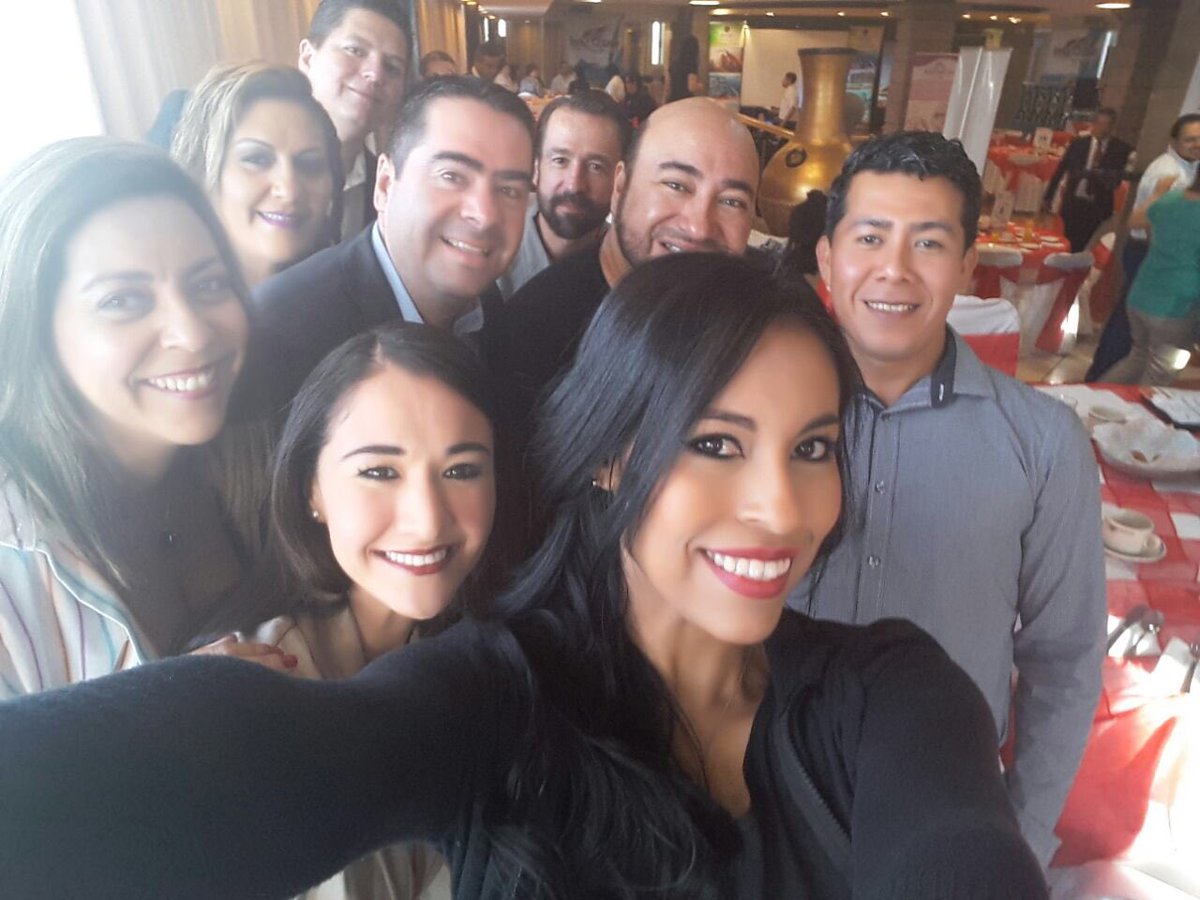 dollanag's tweet photo. #IxtapaZihuatanejo presente en #Eventos @ImacopAgs @HolidayInnIXT @AMHIZAC #SanLuisPotosi https://t.co/dF4jPMItFZ