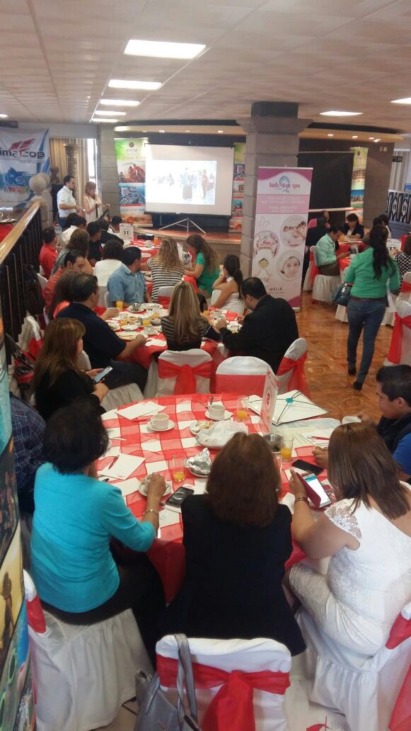 dollanag's tweet photo. #IxtapaZihuatanejo presente en #Eventos @ImacopAgs @HolidayInnIXT @AMHIZAC #SanLuisPotosi https://t.co/dF4jPMItFZ