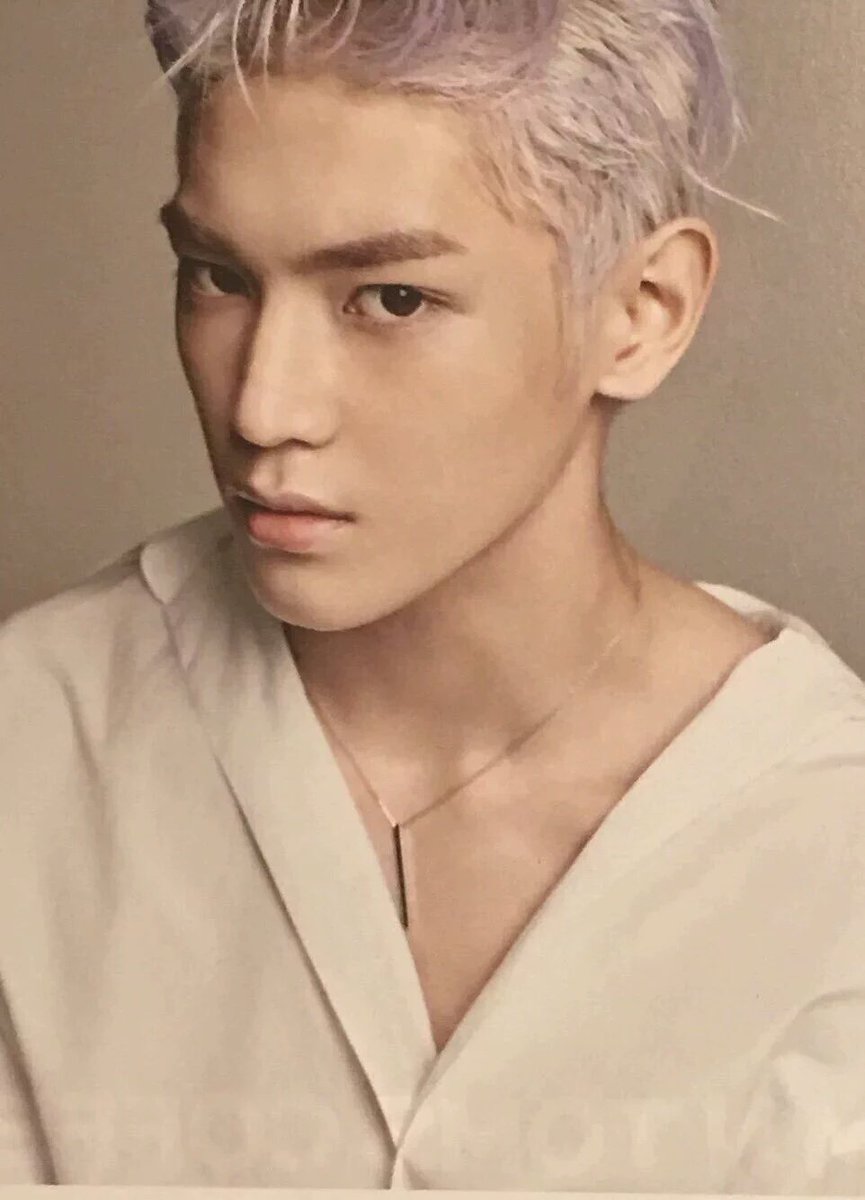taessatelllite's tweet photo. When your Oppa doesn't know that you exist!!
#SaklapFriend
#FangirlProblems https://t.co/9ct1HMhzhN