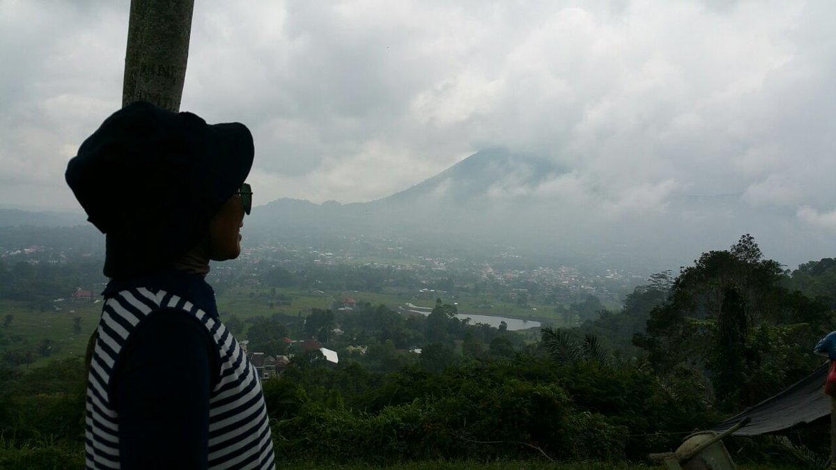 shelamung's tweet photo. #wisataMBE2015 #bukitdoa #manado https://t.co/3tWln4F2Gj