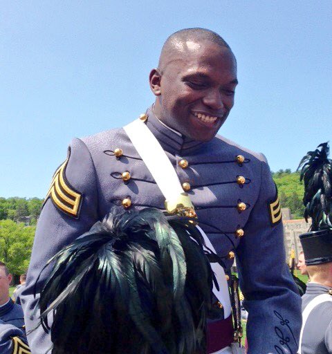 LVBurke's tweet photo. And it's graduation day #JonathanRichards!! #USArmy #USMA @WestPoint_USMA #DutyHonorCountry @NBCBLK @VP https://t.co/vTfrhnvFsc