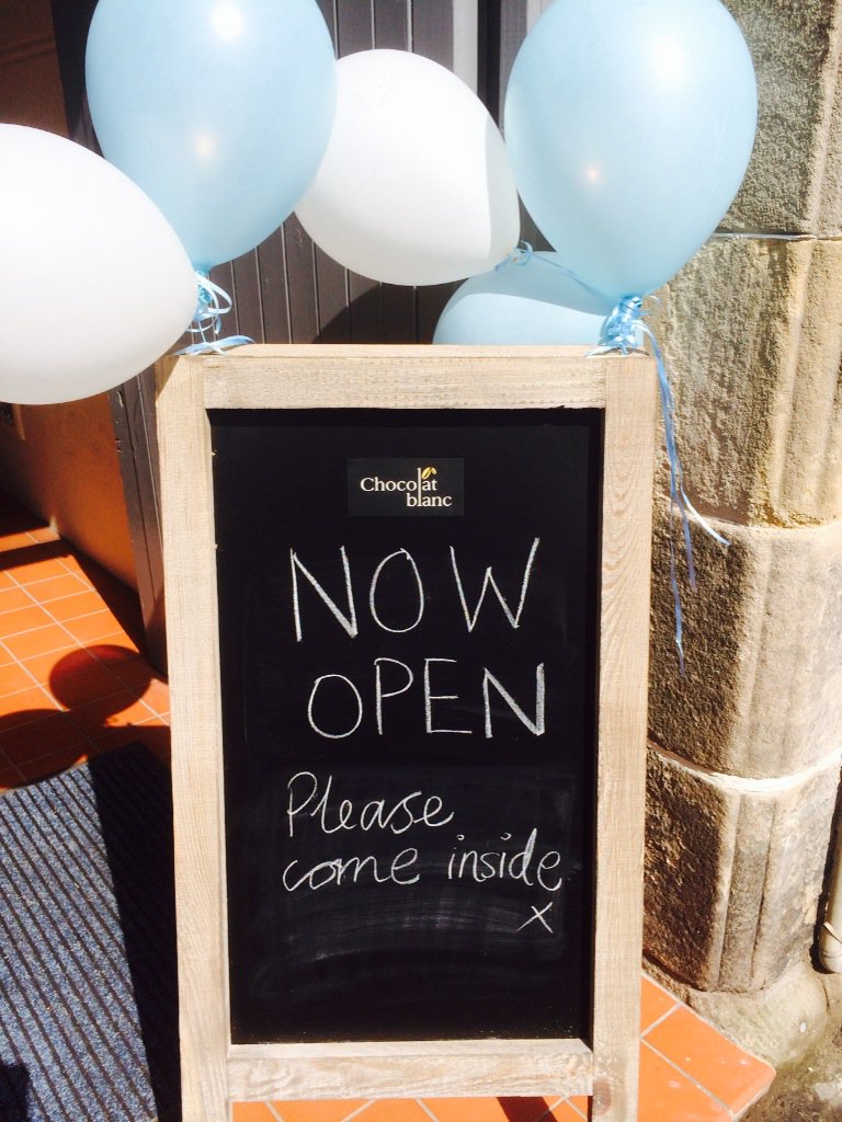 Chocblanc's tweet photo. Exciting day, new premises at 18 Haddow Street, Hamilton opening for the first time! https://t.co/sg8TcLrWky