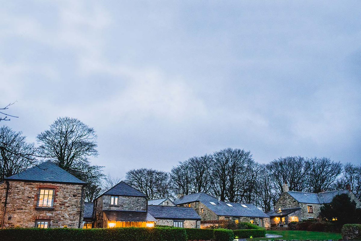 This weeks featured venue on WEGOTHITCHED <a href="/TrevennaBarns/">Trevenna Cornwall</a> Stunning countryside #wedding venue #WGH