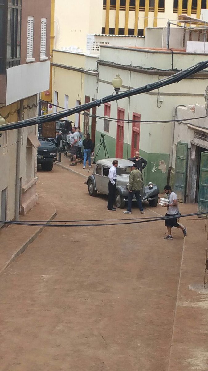 AlanTrainerGC's tweet photo. #bradpitt # grancanaria @bradpitt #allied #LasPalmas . Ya se fue el señor Pitt https://t.co/BTr5YFCsiS