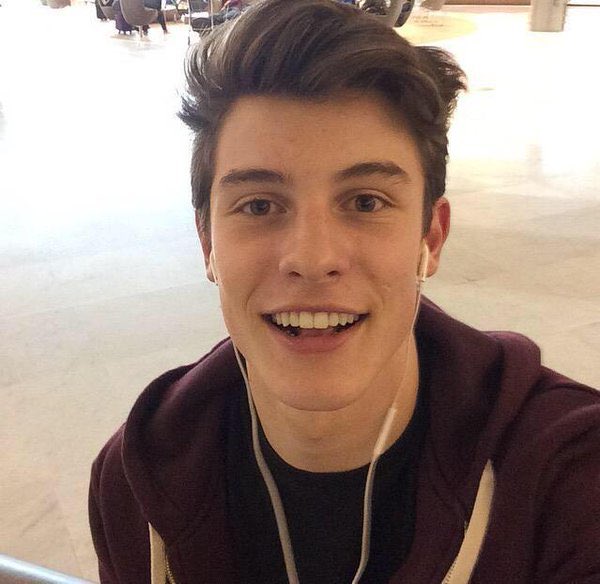 amaIinm's tweet photo. some things never change 

#Shawn4MMVA https://t.co/7jmVNHlWvB