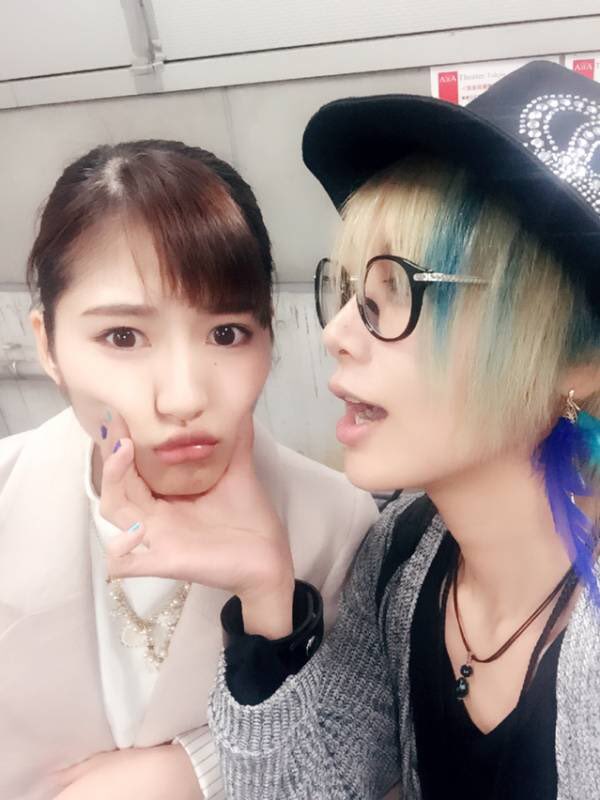 たこ ルウト様のブログに佑美ちゃん発見 可愛い佑美ちゃん そしてめっちゃかっこいいルウト様 若月佑美 ルウト様 T Co Dzzxbxsgrh Twitter