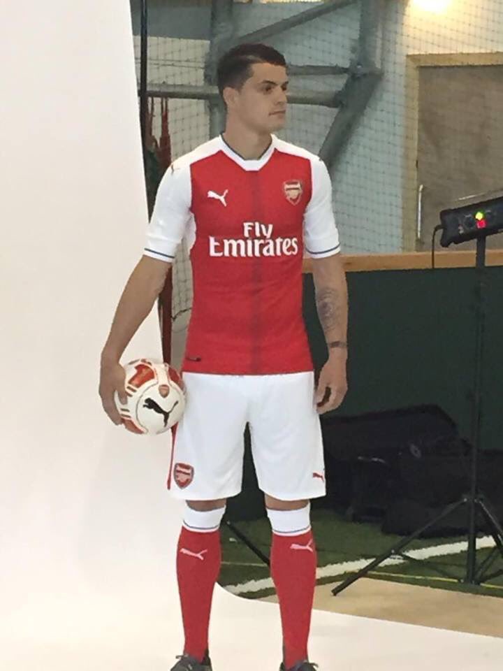 TheArseneView's tweet photo. Welcome Xhaka. https://t.co/1iNvbEAFqR