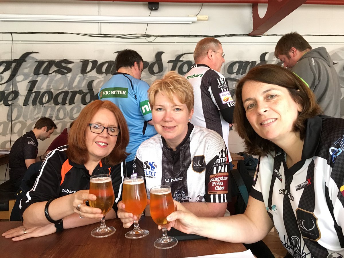 <a href="/WidnesRL/">Widnes Vikings</a> warming up at the bottle shop #daciamagicweekend