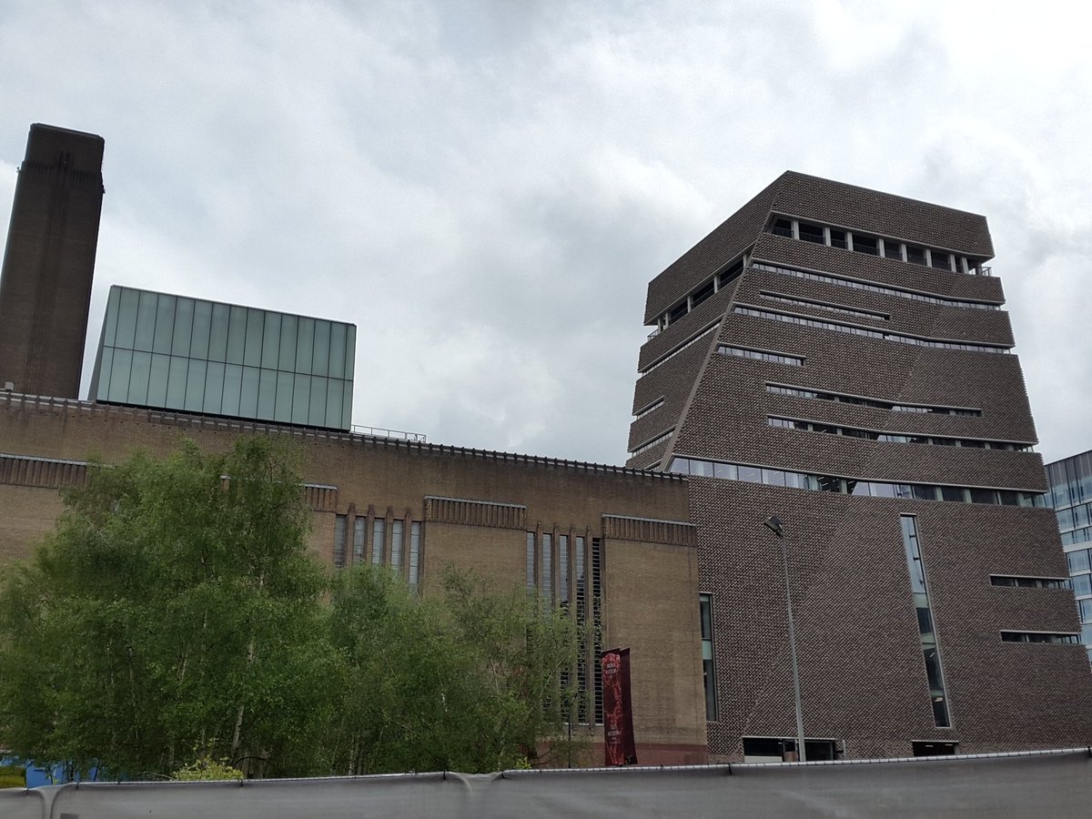 peinadormarta's tweet photo. Fantástico edificio #TateModern se amplia Inauguración 17 junio Visitando expos #MonaHatoum y #PerformingForCamera https://t.co/bLzBvx2GZp