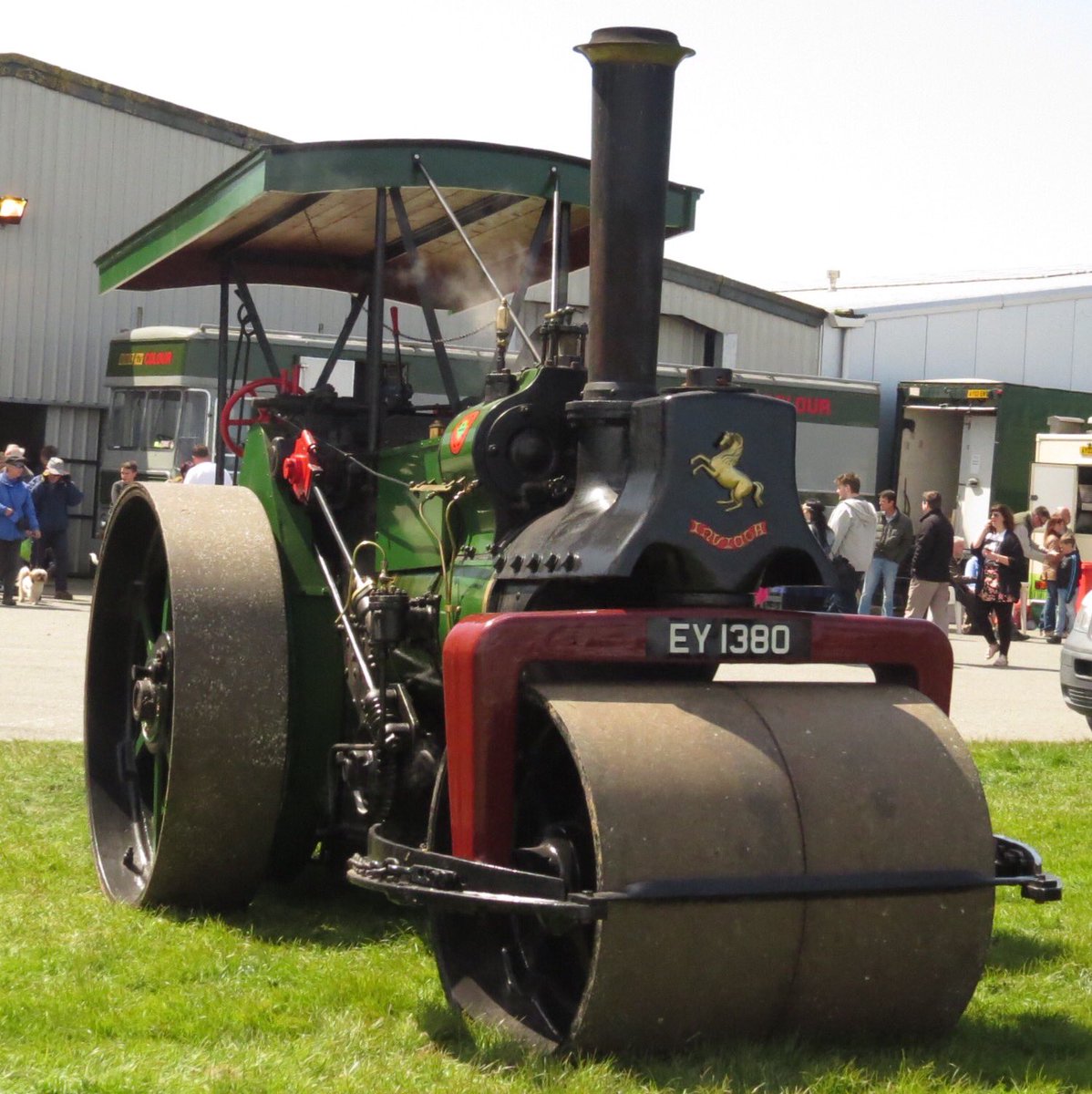 AngleseyScMedia's tweet photo. The sun is out @angleseyvintage on today, and Sunday 👍 #Anglesey https://t.co/NznvDnb18I
