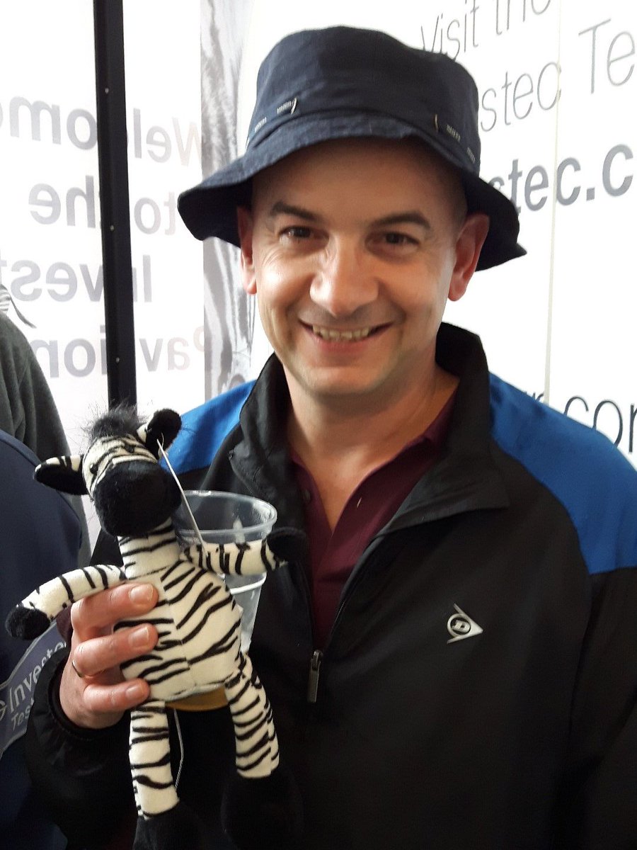 WAUGHMM's tweet image. #InvestecTest #zelfie @InvestecCricket