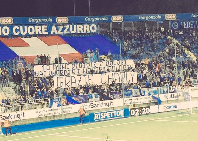 Un esempio sia in campo che fuori... grande capitano! <a href="/Charlyludi/">Carlalberto Ludi</a> @NovaraChannel <a href="/Lega_B/">Lega B</a>