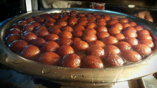 HyderabadFoodie's tweet photo. The weekend special
Apna #Gullu bole to gulab jamun 😎 #Hyderabad 😊
RT if u love this 😊 https://t.co/2UakG0LX9J