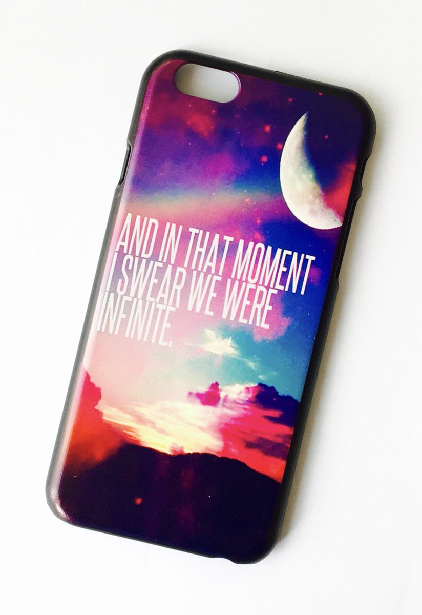 Playurecards's tweet photo. #retweet #follow @LilEddies phonecases and gifts for a chance to #WIN a phonecase #valueshop https://t.co/R7cpYx2eXq https://t.co/WP3dAbzRmb