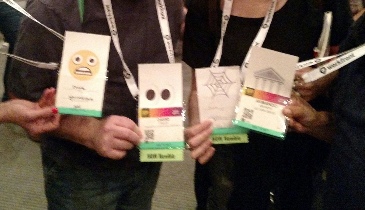 emmaraer's tweet photo. #HOWLive Haunted Mansion! https://t.co/lfDoAw18Tm