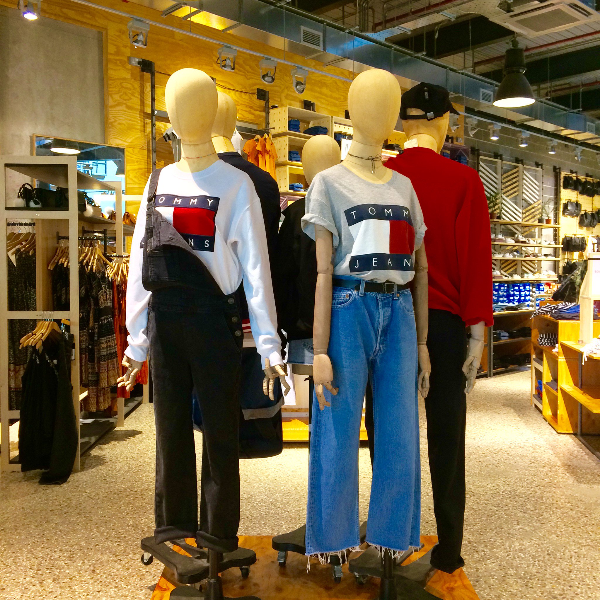 tommy hilfiger meadowhall