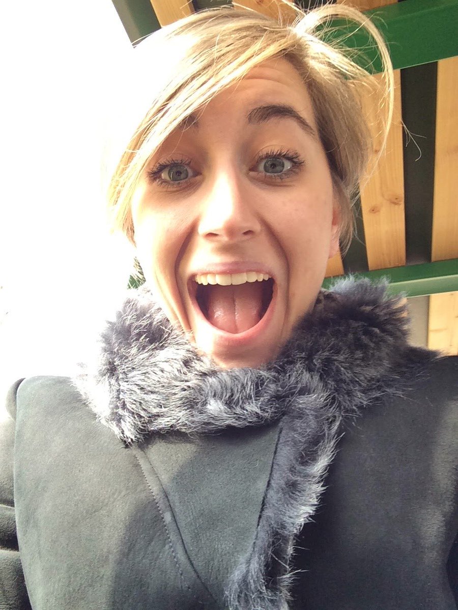 CrohnColitisNL's tweet image. Willemijn: ondanks Crohn en vermoeidheid mijn bachelor business administrations gehaald. #StoermetIBD