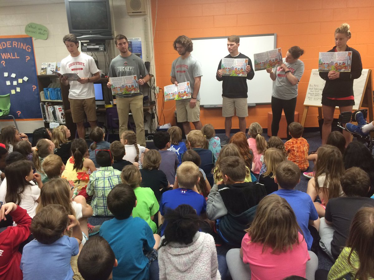 secondandseven's tweet photo. We are proud of all the athletes who spent their morning with us at Ridgewood Elementary! #Readersandleaders https://t.co/PPoXvikqHQ