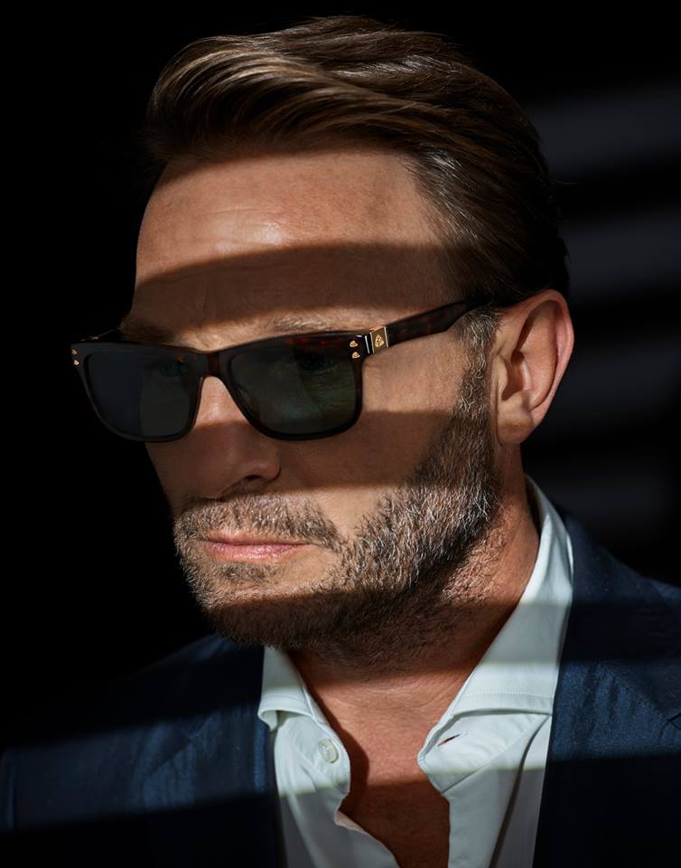 maybachicons's tweet photo. The look of Thomas Kretschmann
THE GUARD II

#maybach #luxury #eyewear https://t.co/Drn5HAereF