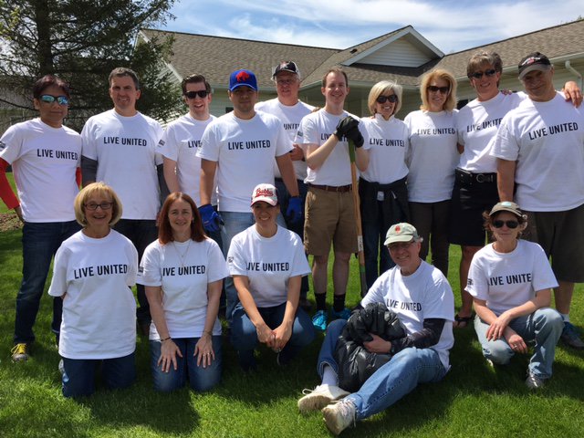 CarestreamJobs's tweet photo. .@UnitedWayROC #Volunteer day! #giveback
#WorkWithFunPeople at @Carestream #ROC https://t.co/9q9zVNAPnL