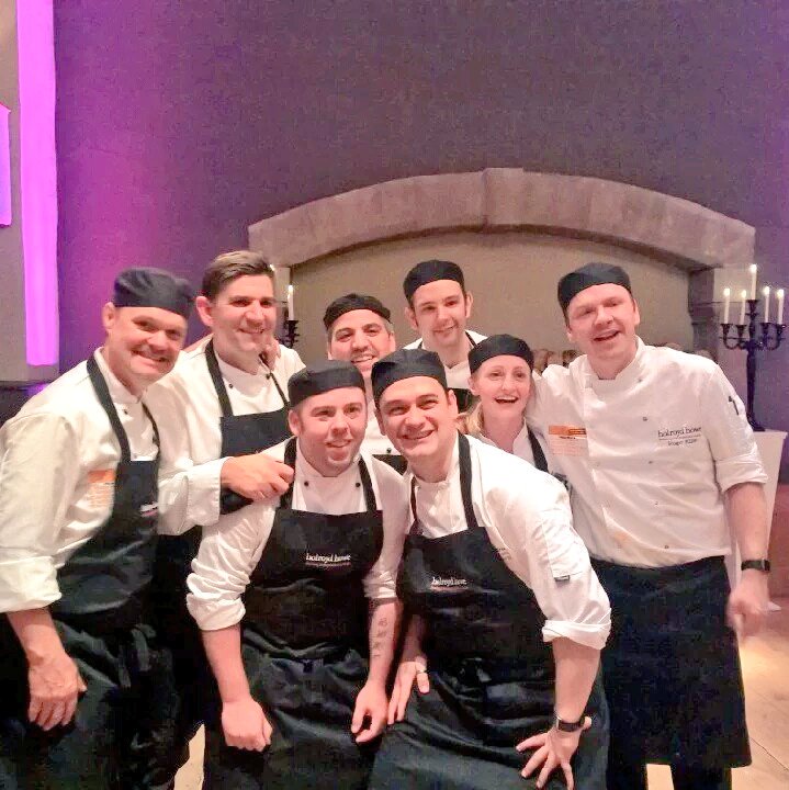 chefbenji64's tweet photo. Lv these guys @HolroydHowe @_1steffan @DamianBlake4 @SFieldschefs @DishyDaish @RellisRoger @JMateides @RobPapworth1 https://t.co/HkAzwqtUot