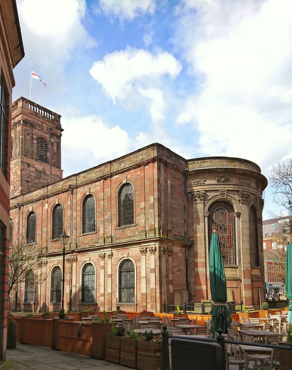 tomschophouse's tweet photo. Vote via @mcrconfidential for Tom's to be Manchester's best outdoor drinking area! 

Voting ends 2pm! https://t.co/5TCaolUS8G