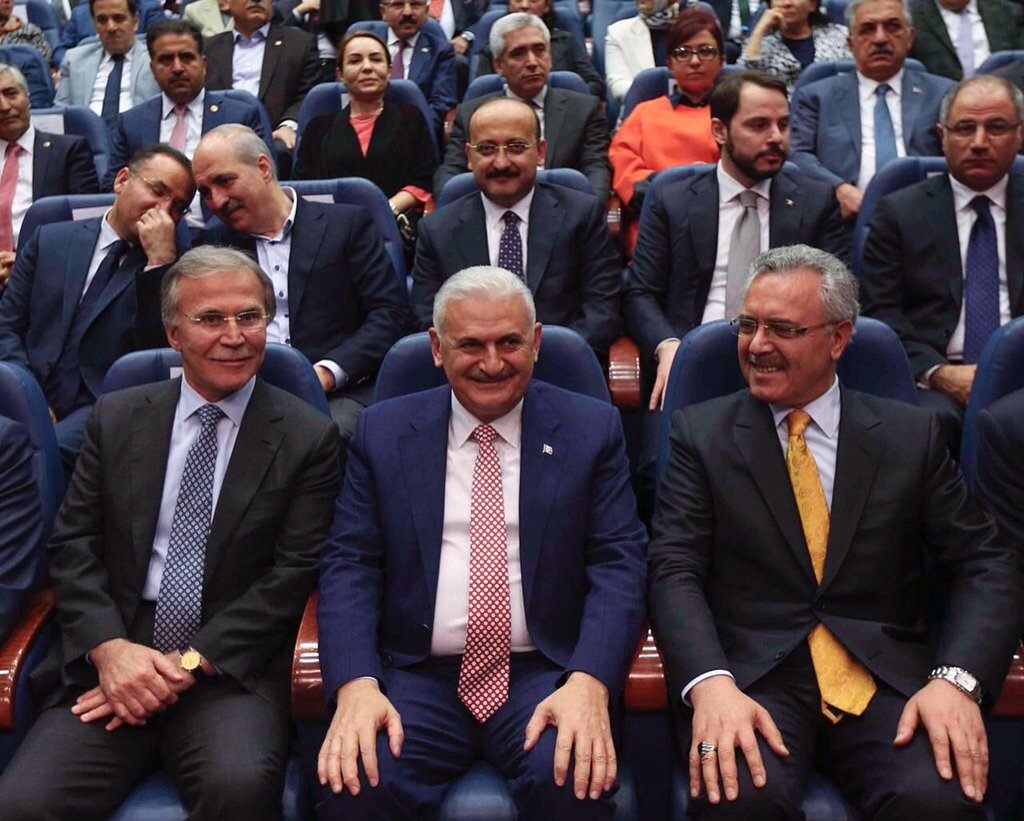 Genel Başkan adayımız Sayın Binali Yıldırım Partimize, ülkemize ve milletimize hayırlı olsun
#KutluYürüyüşeDevam