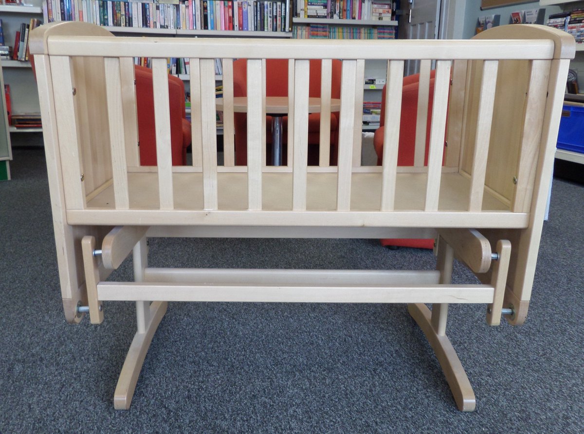 ReviveShop's tweet image. We have some fantastic items on our #ebay shop, including this lovely Mothercare crib! Visit revivecharityshop.co.uk