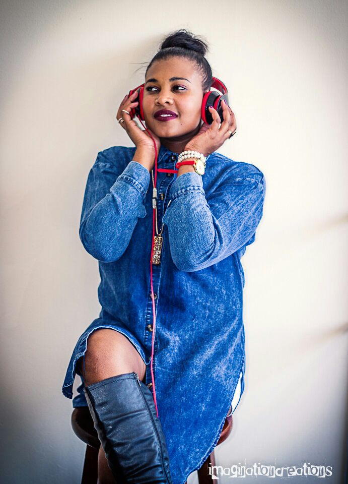 Fokus_zw's tweet photo. Catch the beautiful DJ Liz Live at @TweetZW Party this Saturday at @BYOgallery #TwitterPartyZW https://t.co/8vcWtkf2N3