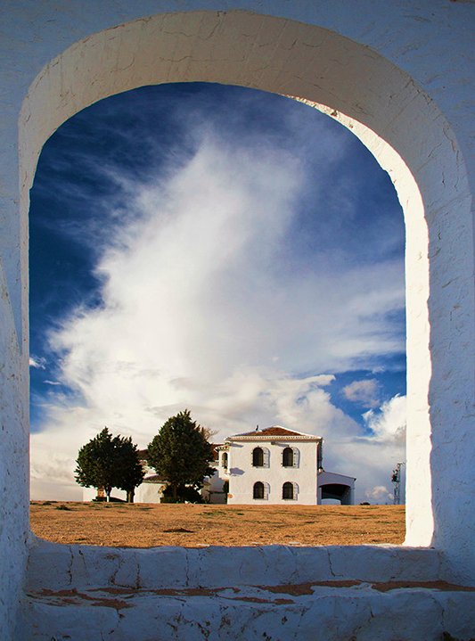 sabersabores's tweet photo. Santuarios Manchegos #Spain https://t.co/YtNR1fHavB @AlmagroTurismo @SpainInUSA @Spain_inMexico #InLaMancha https://t.co/ESVnTeo6pF