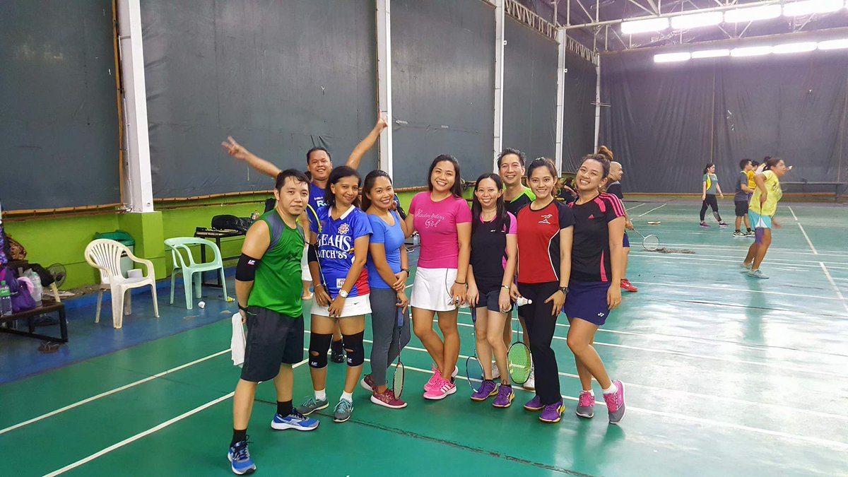 _KrispyKring's tweet image. My wednesday night will always be for you. 🎾 😀😊😘👌👍 #Badminton #WednesdayBadmintonDay #WednesdayGroup