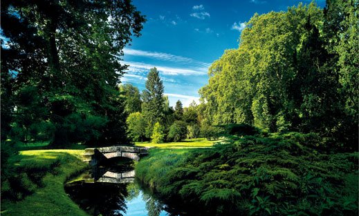 Les_Louves's tweet photo. Châteaux, parcs, zoo en #famille, suivez notre programme du #weekend  https://t.co/MokFQpjFHj #Paris https://t.co/RgPMlYgSvK