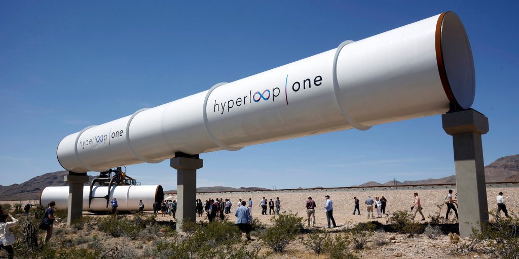 TechInsider's tweet photo. China is joining the Hyperloop race https://t.co/6ExybnB5PR https://t.co/tDY04DHvMa