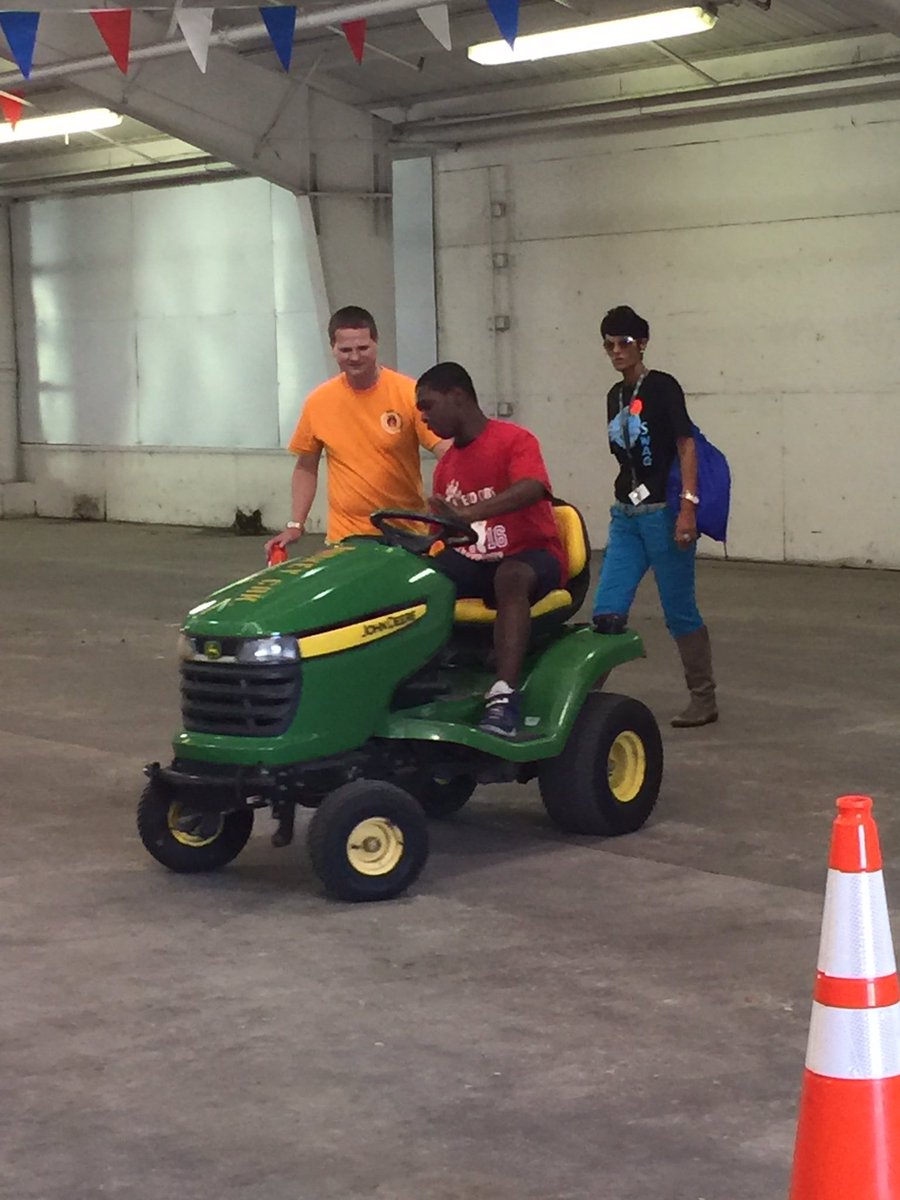 keepthefaeth14's tweet photo. @Grecoms The ESE department had their field trip to Ag-abilities at the state fair grounds yesterday. #ESE #GrecoMS https://t.co/FtB9zpKxIn