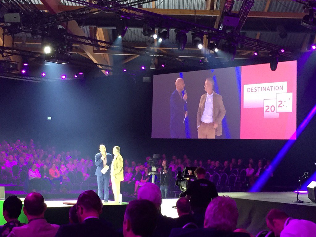 CoomansSimon's tweet photo. Welcome Didier Beauvois! #BNPParibasFortisbusiness #destination2020 https://t.co/Omn1vmc2hN