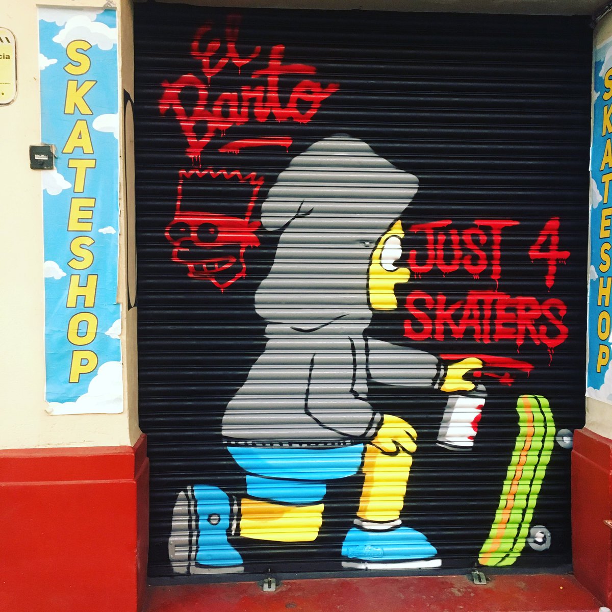 Hugo_zurita04's tweet photo. @just4skaters #mexico #coloniaroma @LaRomaDF @RomaCondesa #skateshop https://t.co/jNVcQ9x9R4