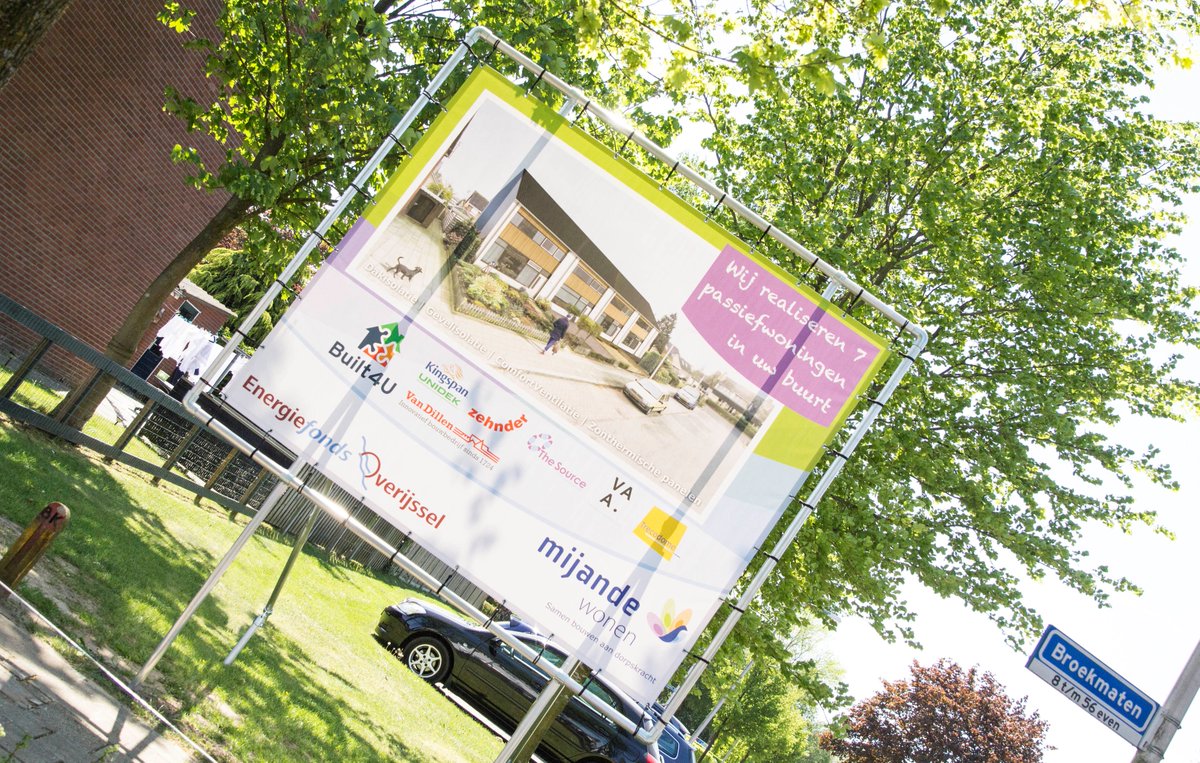 Built4U_nl's tweet photo. Officiële aftrap Built4U-renovatieproject @MijandeWonen in Den Ham een feit https://t.co/KyKaXRRRL4 https://t.co/akYQA4ov4N