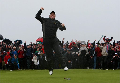 digiPRhub's tweet photo. 7 years since Irishman @ShaneLowryGolf won the #IrishOpen, can he prevail once again β³οΈβ³οΈ #digiPRhub #DDFIrishOpen https://t.co/o8f8cNIMmK