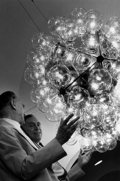 INTERNIMagazine's tweet photo. Le fotografie di #CesareColombo ai #personaggi del mondo del #design #Milano dal 20 maggio
https://t.co/kbWggzaMY0 https://t.co/gdokCOoiio