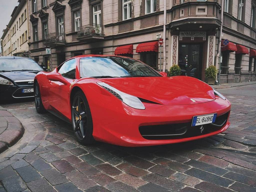 OnlyFerrariPics's tweet photo. Ferrari 458 Italia #Vilniaus #ltu_auto #ferrari #red #458 #italia #ferrari458 #458italia #supercar #carporn #lithua… https://t.co/idVV2VRULP