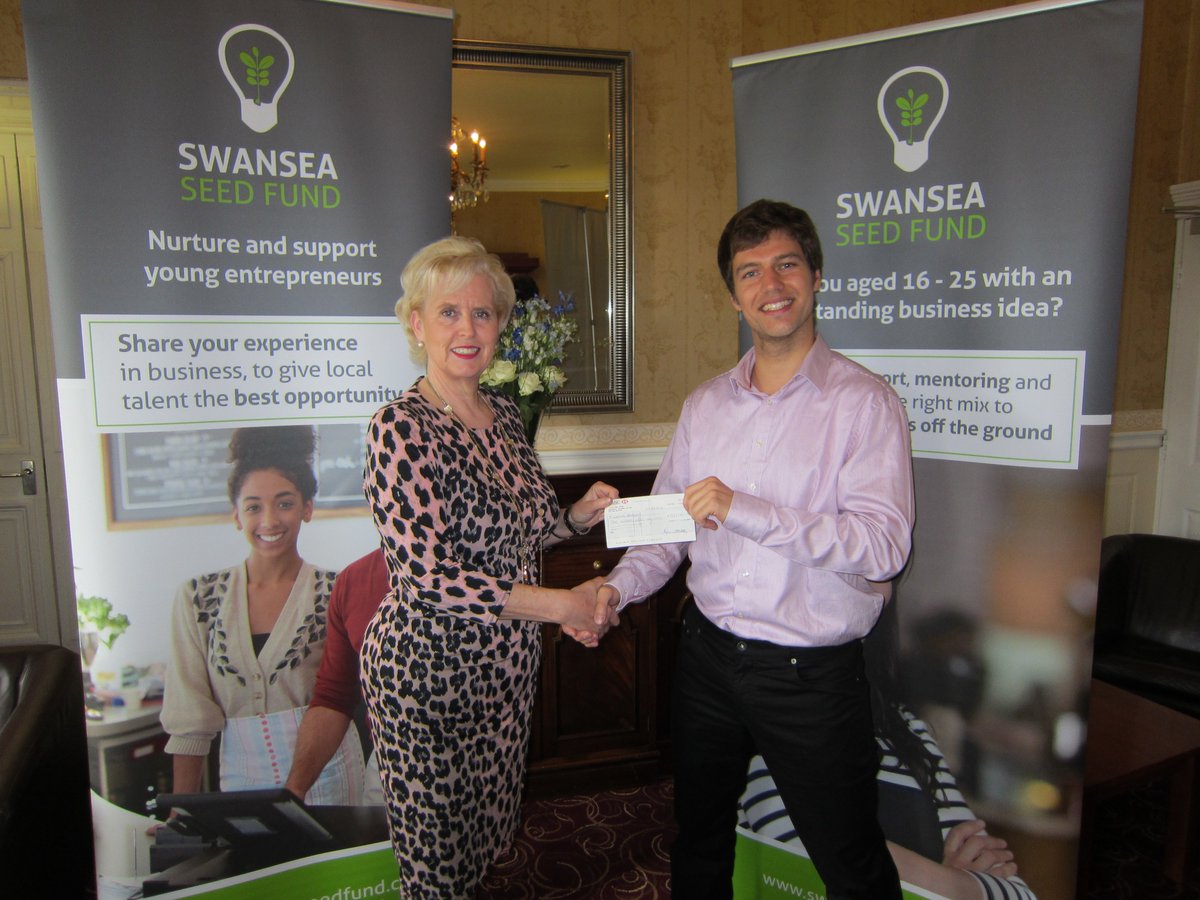 brdgravity's tweet photo. Massive Congrats to Successful @SwanseaSeedFund applicant @innersightlabs Lorenz Berger with Sue Poole @c4eewales https://t.co/YEgPiirYlP